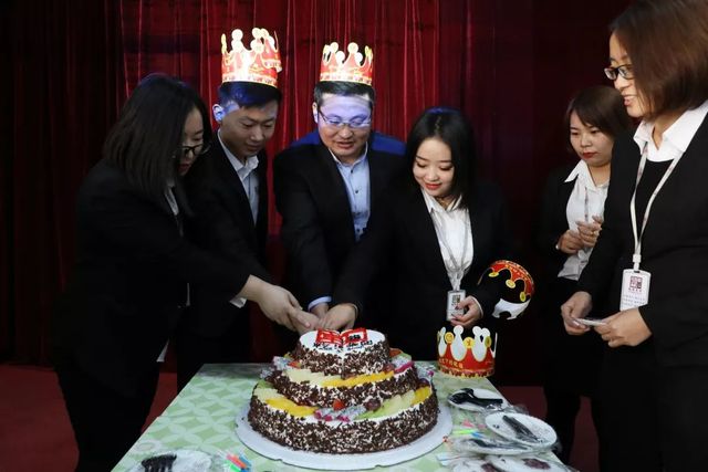 乾港生日會(huì) 乾港生日會(huì)